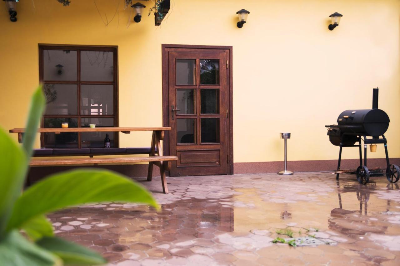 Guesthouse Zlaty Hrozen Česká Lípa Esterno foto
