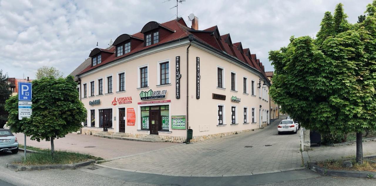 Guesthouse Zlaty Hrozen Česká Lípa Esterno foto